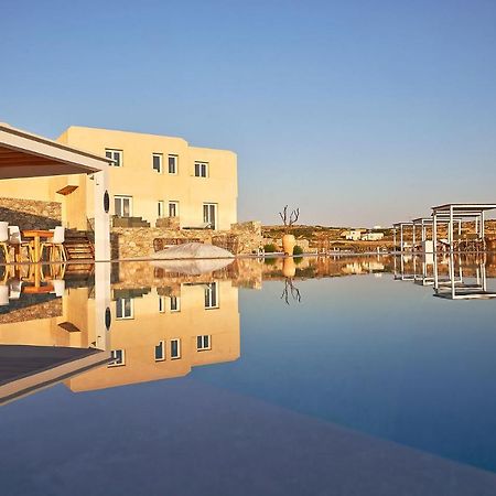 Avaton Hotel Folegandros Town Exterior photo